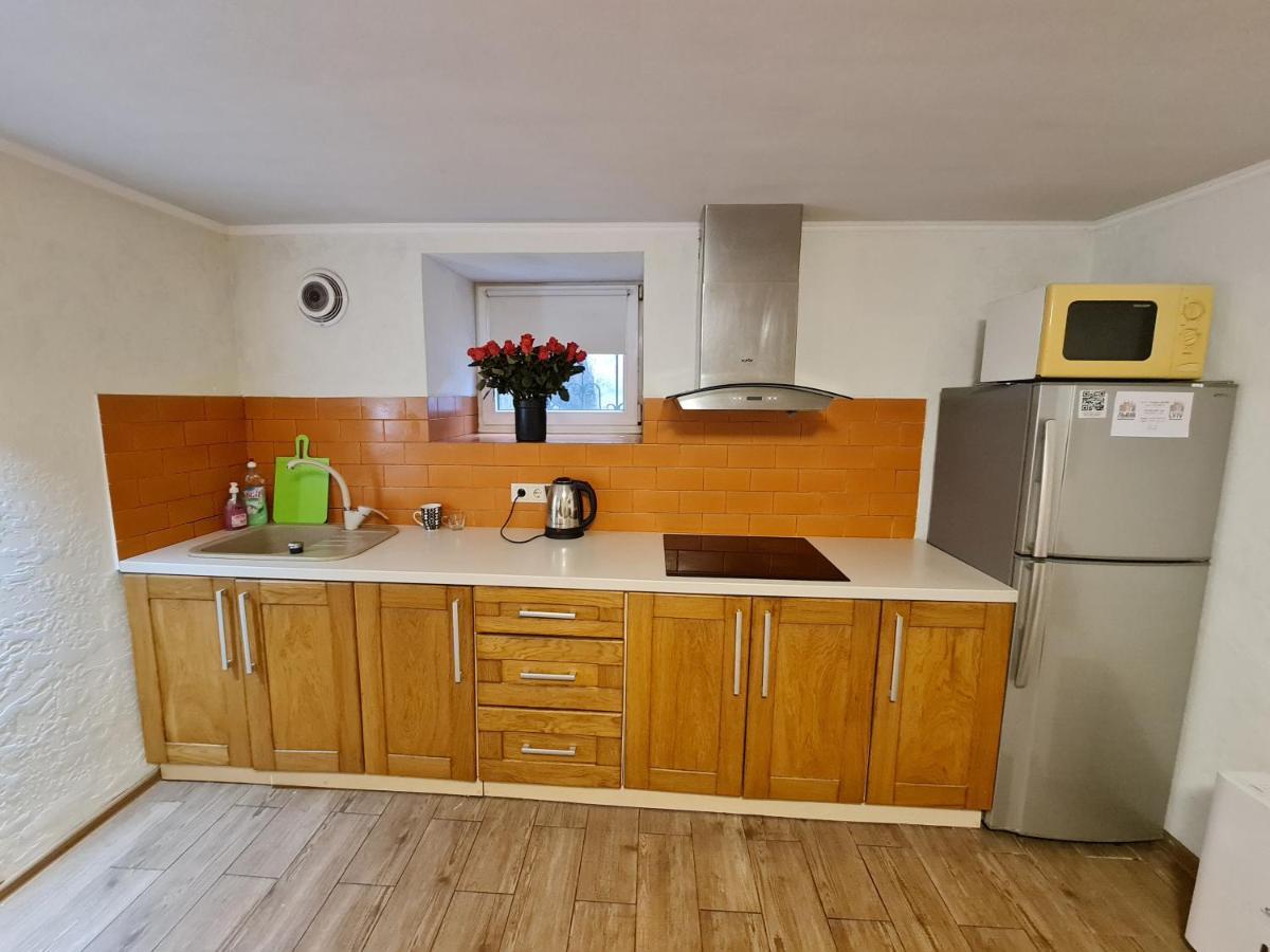 Appartement Студіо На Кoновальця à Lviv Extérieur photo