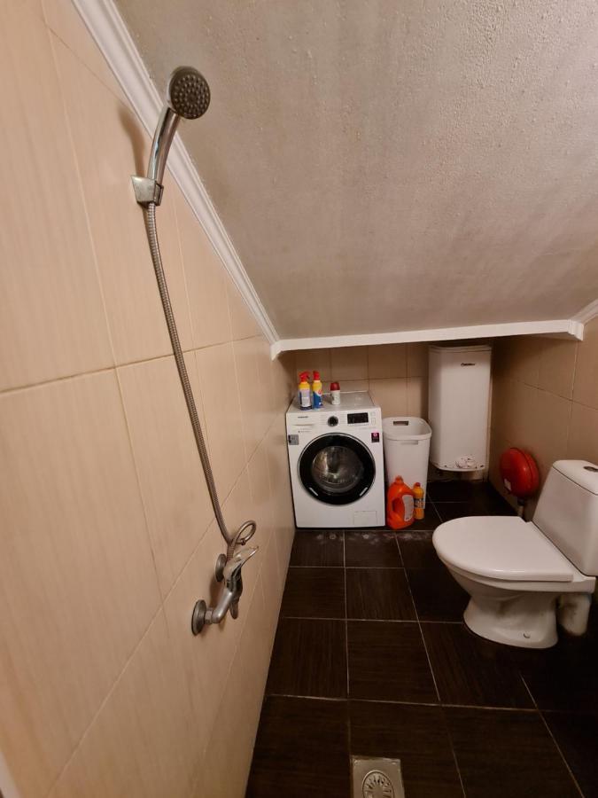 Appartement Студіо На Кoновальця à Lviv Extérieur photo