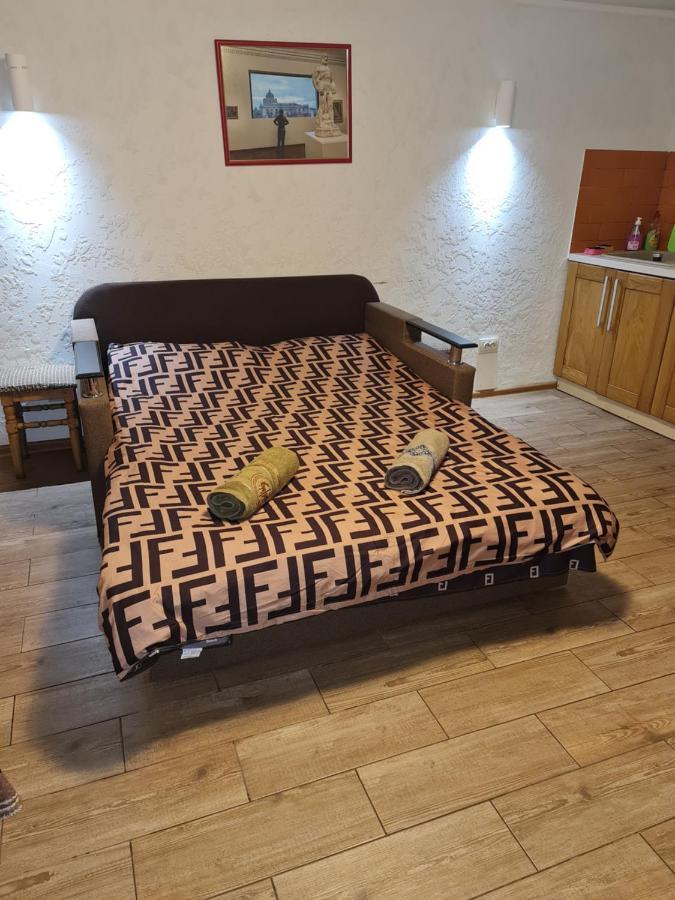 Appartement Студіо На Кoновальця à Lviv Extérieur photo